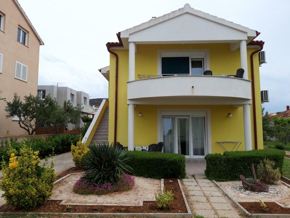 Apartments Laura I Angelina Tribunj  Ngoại thất bức ảnh